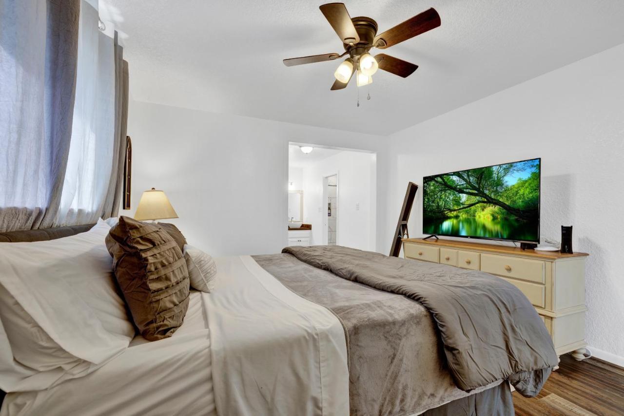 Bayer Guest Haus-Hot Tub And Fire Pit Villa Fredericksburg Exterior foto